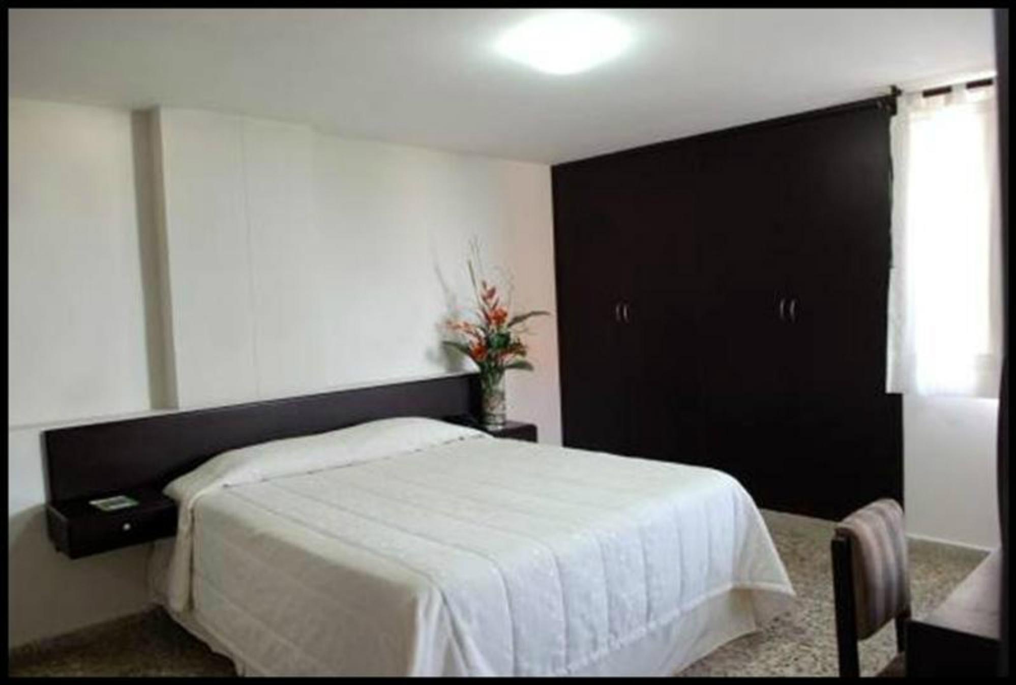 Hotel Ayenda 1313 Barahona 72 à Barranquilla  Extérieur photo
